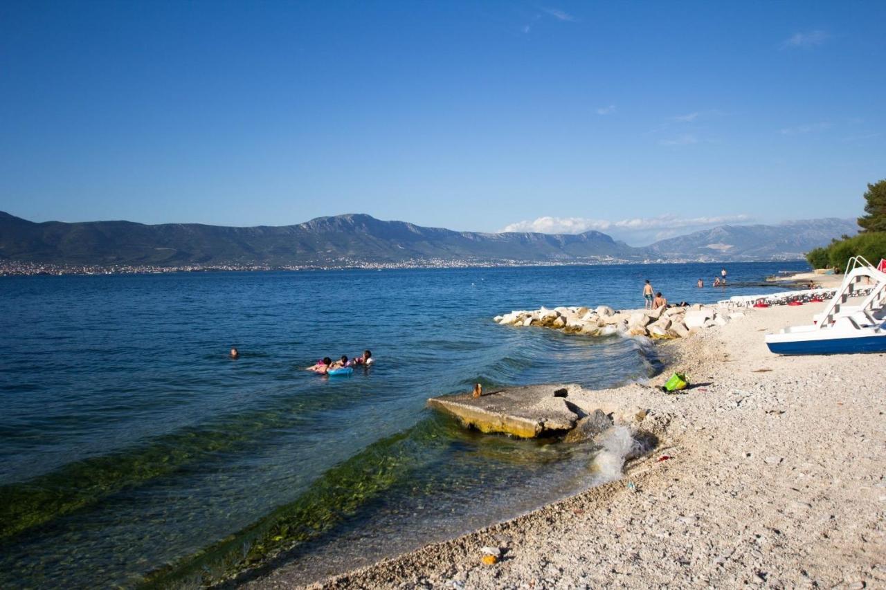 Apartments David - 20M From The Beach With Parking Trogir Exteriör bild