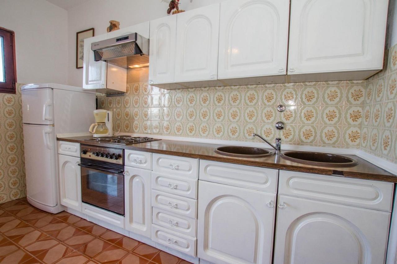 Apartments David - 20M From The Beach With Parking Trogir Exteriör bild